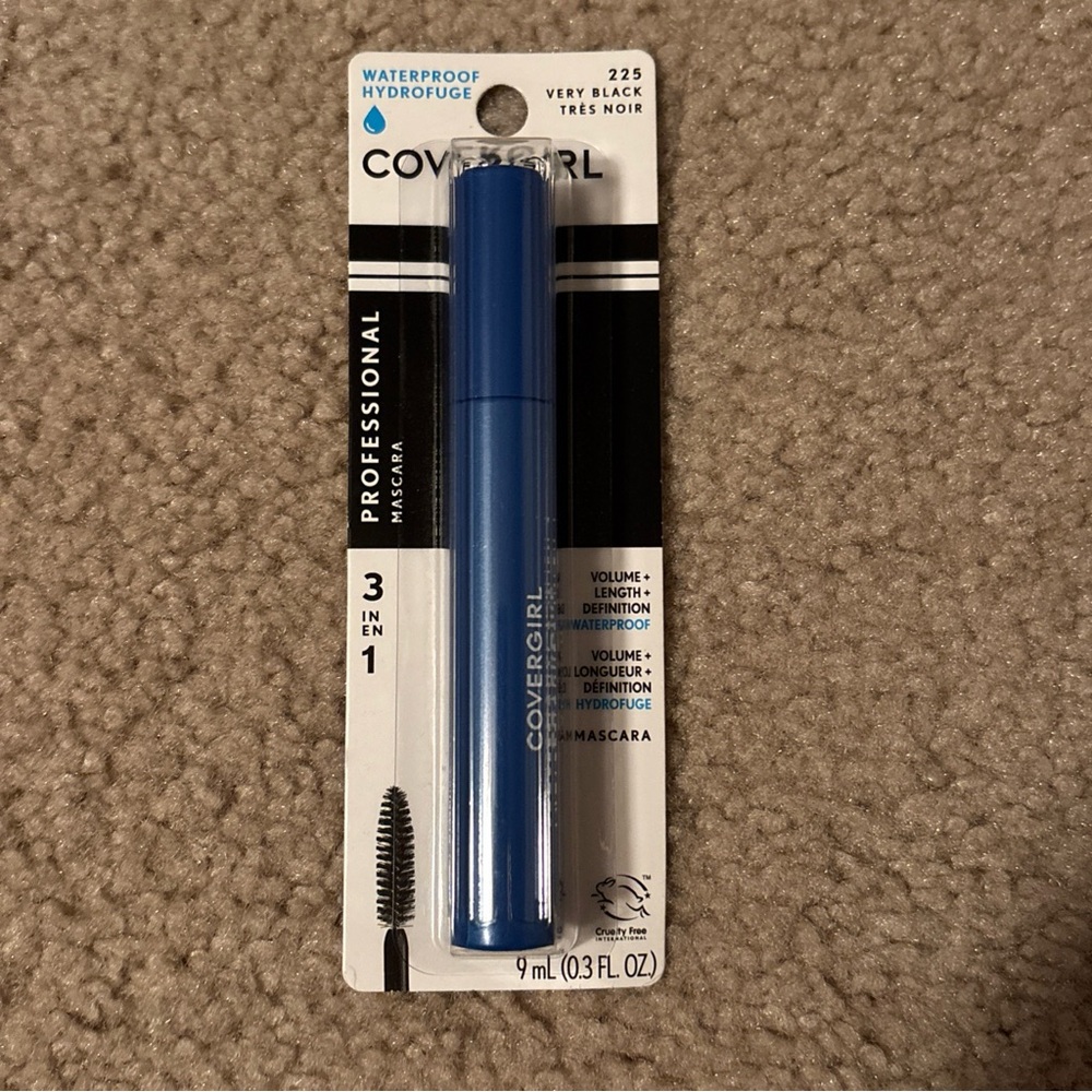 New COVERGIRL Professional 3-in-1 Waterproof Mascara, Very Black 225-0.3 Fl Oz